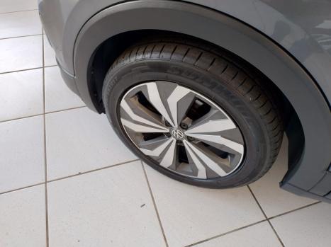 VOLKSWAGEN T-Cross 1.4 4P 250 TSI FLEX HIGHLINE AUTOM�TICO, Foto 10
