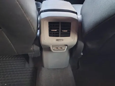 VOLKSWAGEN T-Cross , Foto 17