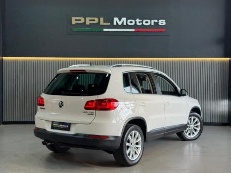 VOLKSWAGEN Tiguan 2.0 16V 4P TSI 4WD TURBO AUTOM�TICO, Foto 4