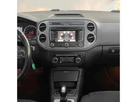 VOLKSWAGEN Tiguan 2.0 16V 4P TSI 4WD TURBO AUTOM�TICO, Foto 8
