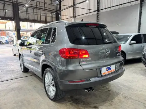 VOLKSWAGEN Tiguan 2.0 16V 4P TSI 4WD TURBO AUTOM�TICO, Foto 2