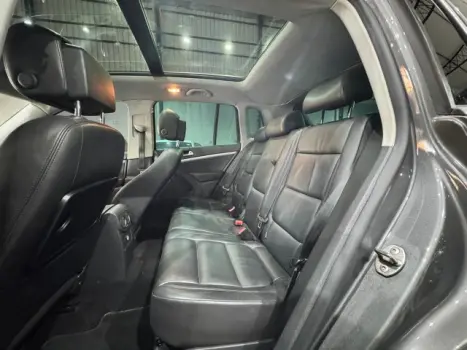 VOLKSWAGEN Tiguan 2.0 16V 4P TSI 4WD TURBO AUTOM�TICO, Foto 9
