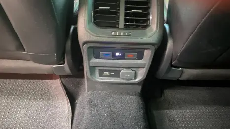 VOLKSWAGEN Tiguan , Foto 13