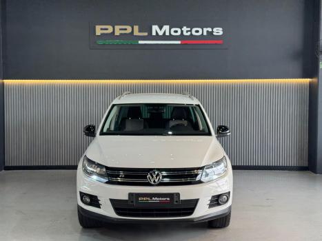 VOLKSWAGEN Tiguan , Foto 2