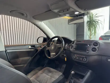 VOLKSWAGEN Tiguan , Foto 11