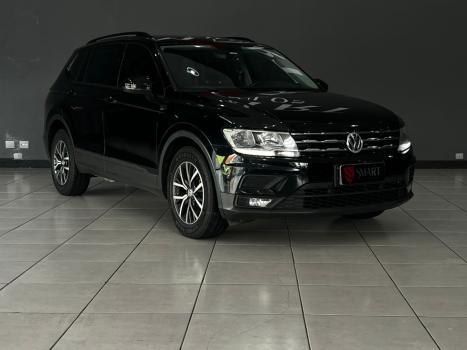 VOLKSWAGEN Tiguan , Foto 2