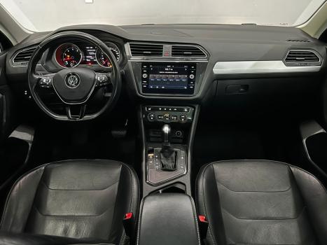 VOLKSWAGEN Tiguan , Foto 4