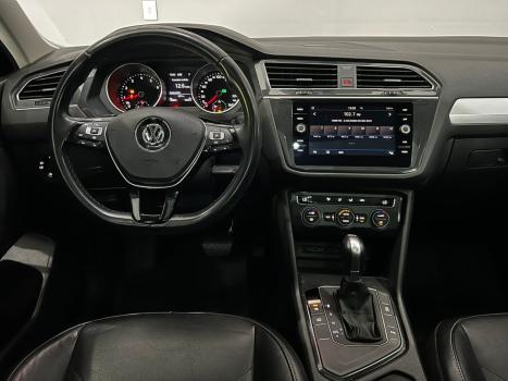 VOLKSWAGEN Tiguan , Foto 5