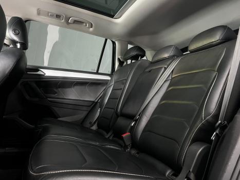 VOLKSWAGEN Tiguan , Foto 11