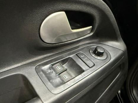 VOLKSWAGEN UP 1.0 12V 4P HIGH FLEX, Foto 12