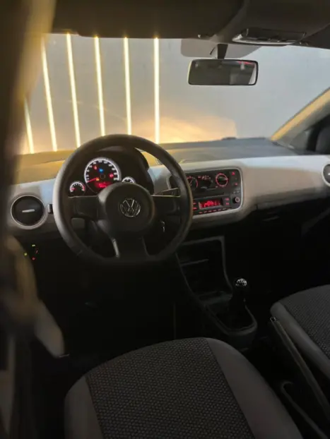 VOLKSWAGEN UP 1.0 12V 4P TRACK FLEX, Foto 5