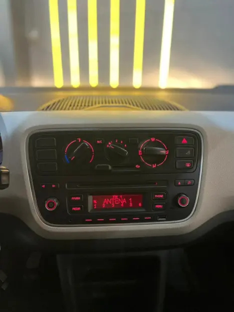 VOLKSWAGEN UP 1.0 12V 4P TRACK FLEX, Foto 11