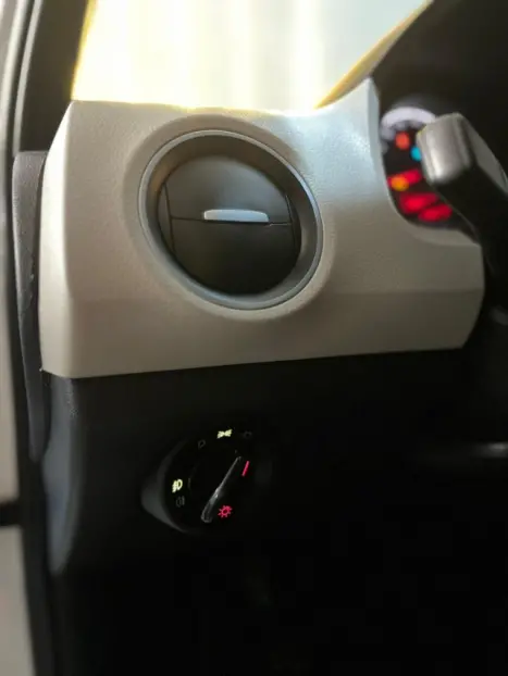 VOLKSWAGEN UP 1.0 12V 4P TRACK FLEX, Foto 13