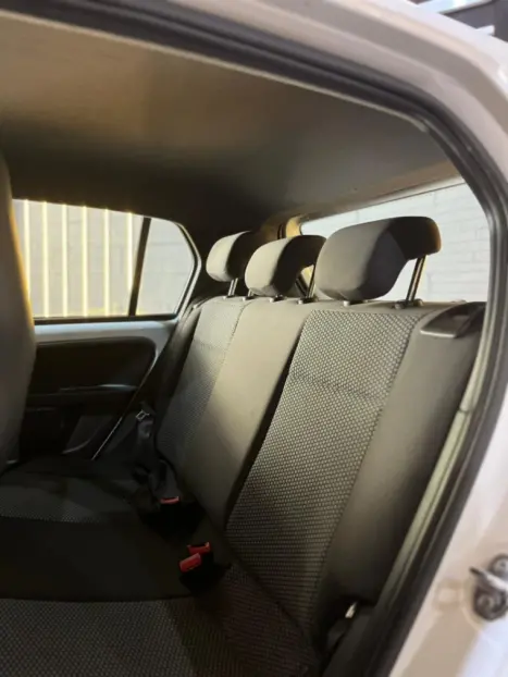 VOLKSWAGEN UP 1.0 12V 4P TRACK FLEX, Foto 19