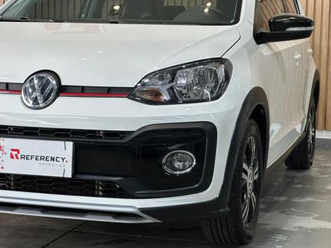 VOLKSWAGEN UP 1.0 4P FLEX 170 TSI XTREME, Foto 6