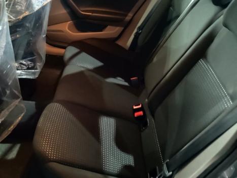 VOLKSWAGEN Virtus 1.0 4P 200 TSI FLEX COMFORTLINE AUTOMTICO, Foto 8
