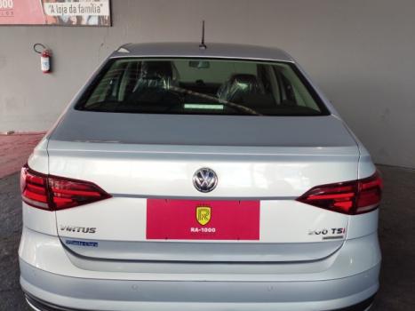 VOLKSWAGEN Virtus 1.0 4P 200 TSI FLEX COMFORTLINE AUTOM�TICO, Foto 9