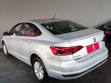 VOLKSWAGEN Virtus 1.0 4P 200 TSI FLEX COMFORTLINE AUTOM�TICO, Foto 11