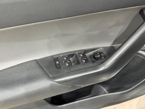 VOLKSWAGEN Virtus 1.0 4P 200 TSI FLEX HIGHLINE AUTOM�TICO, Foto 16