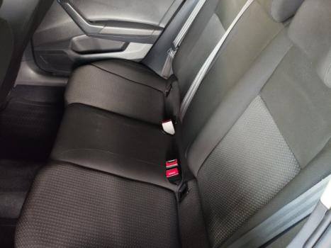 VOLKSWAGEN Virtus 1.0 4P 200 TSI FLEX COMFORTLINE AUTOM�TICO, Foto 11