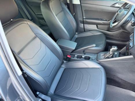 VOLKSWAGEN Virtus 1.0 4P 200 TSI FLEX COMFORTLINE AUTOM�TICO, Foto 8