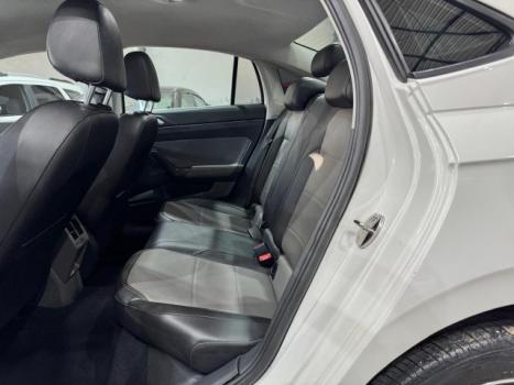 VOLKSWAGEN Virtus 1.0 4P 200 TSI FLEX HIGHLINE AUTOM�TICO, Foto 4