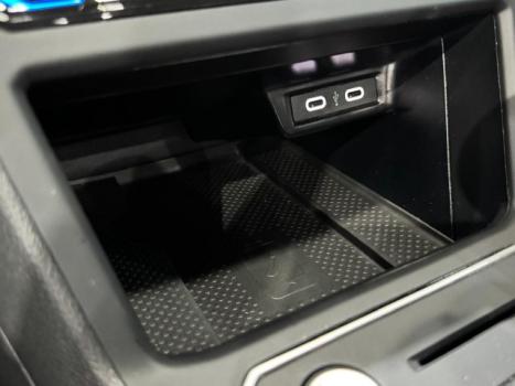 VOLKSWAGEN Virtus 1.0 4P 200 TSI FLEX HIGHLINE AUTOMÁTICO, Foto 17