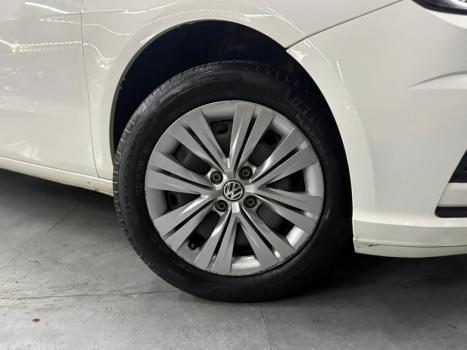 VOLKSWAGEN Voyage 1.0 4P FLEX, Foto 2