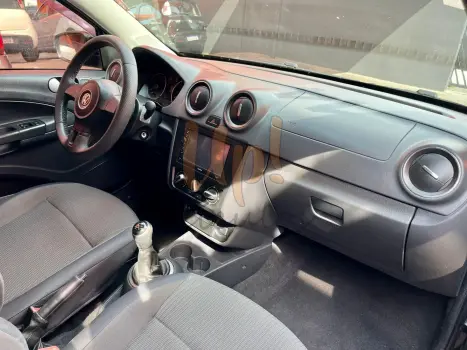 VOLKSWAGEN Voyage 1.6 4P FLEX, Foto 13