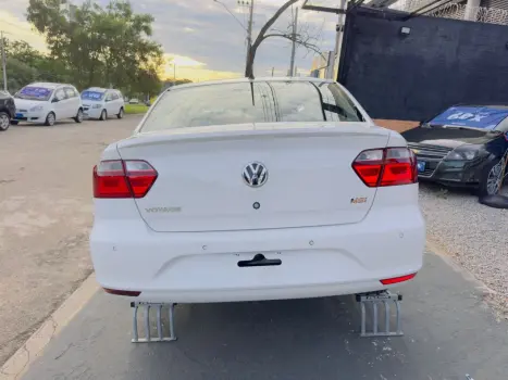 VOLKSWAGEN Voyage 1.6 4P FLEX, Foto 7