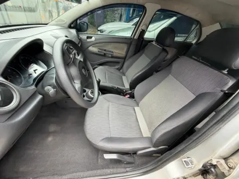 VOLKSWAGEN Voyage 1.6 4P TREND FLEX, Foto 9