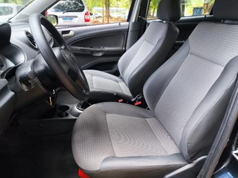 VOLKSWAGEN Voyage 1.6 4P FLEX, Foto 5