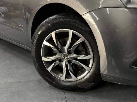 VOLKSWAGEN Voyage 1.0 4P FLEX, Foto 3