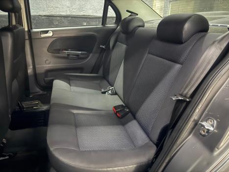 VOLKSWAGEN Voyage 1.0 4P FLEX, Foto 7