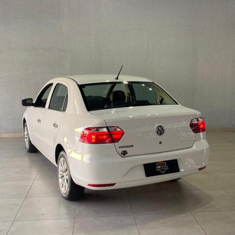 VOLKSWAGEN Voyage 1.0 4P FLEX, Foto 2