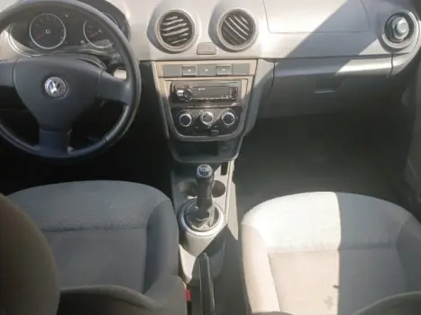 VOLKSWAGEN Voyage 1.0 4P FLEX, Foto 4