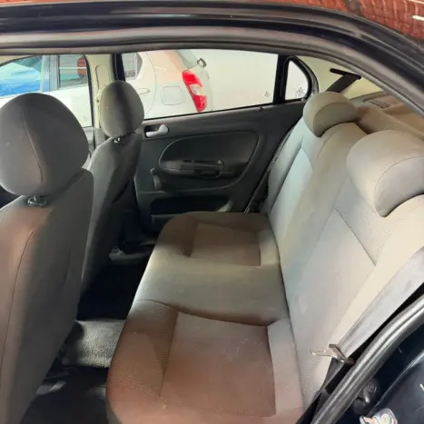 VOLKSWAGEN Voyage 1.0 4P FLEX, Foto 4