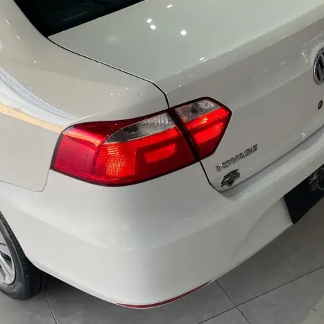 VOLKSWAGEN Voyage 1.0 4P FLEX, Foto 7