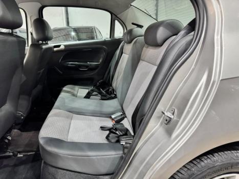 VOLKSWAGEN Voyage 1.6 4P FLEX, Foto 4