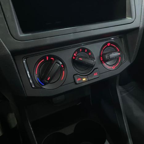 VOLKSWAGEN Voyage 1.6 4P FLEX, Foto 17