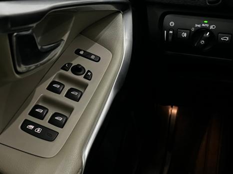 VOLVO V40 2.0 4P T4 DYNAMIC TURBO AUTOM�TICO, Foto 8