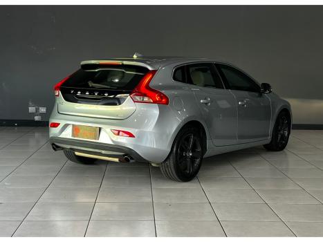 VOLVO V40 2.0 4P T4 DYNAMIC TURBO AUTOM�TICO, Foto 11