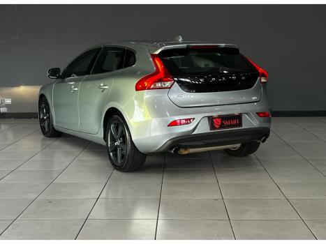 VOLVO V40 2.0 4P T4 DYNAMIC TURBO AUTOM�TICO, Foto 13