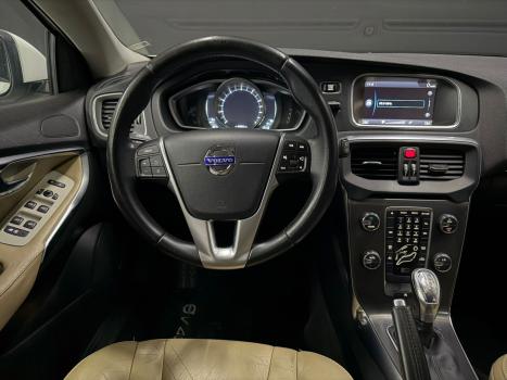 VOLVO V40 2.0 4P T4 DYNAMIC TURBO AUTOM�TICO, Foto 5