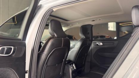 VOLVO XC40 1.5 16V 4P T5 RECHARGE H�BRIDO INSCRIPTION GEARTRONIC AUTOM�TICO, Foto 15