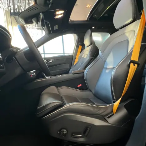 VOLVO XC60 2.0 16V 4P T8 HYBRID POLESTAR ENGINEERED AWD GEARTRONIC AUTOM�TICO, Foto 10