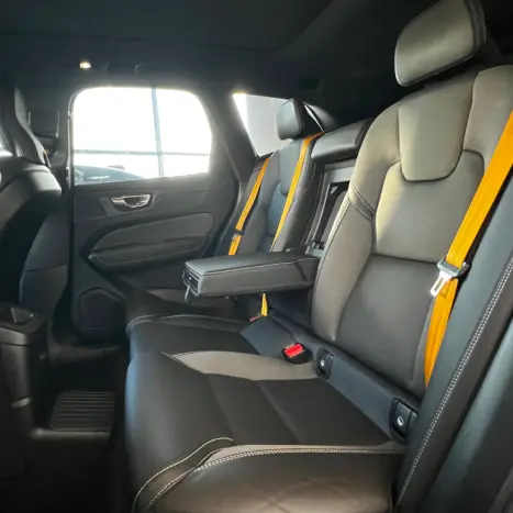 VOLVO XC60 2.0 16V 4P T8 HYBRID POLESTAR ENGINEERED AWD GEARTRONIC AUTOM�TICO, Foto 11