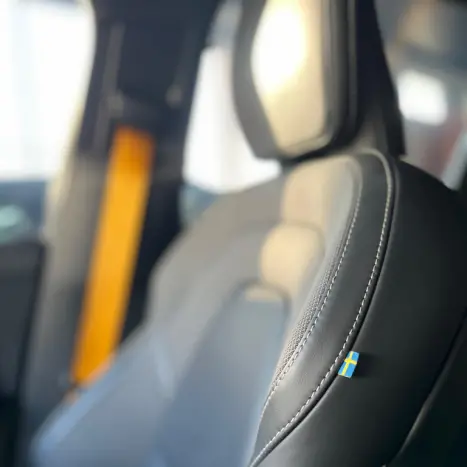 VOLVO XC60 2.0 16V 4P T8 HYBRID POLESTAR ENGINEERED AWD GEARTRONIC AUTOM�TICO, Foto 12