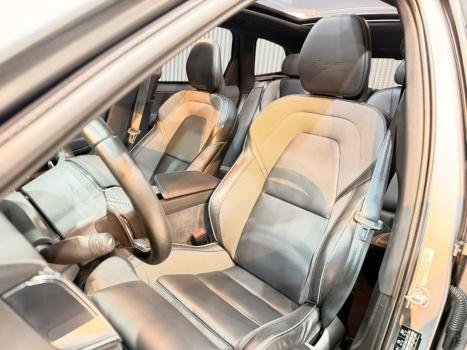 VOLVO XC60 2.0 16V 4P T8 HYBRID R-DESIGN AWD GEARTRONIC AUTOM�TICO, Foto 8