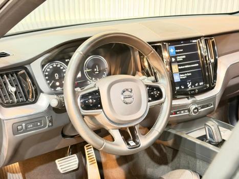 VOLVO XC60 2.0 16V 4P T8 HYBRID R-DESIGN AWD GEARTRONIC AUTOM�TICO, Foto 12